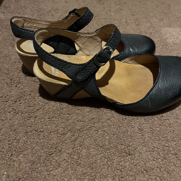 Dansko Mary Jane open rounded heel size 9 - Picture 3 of 5